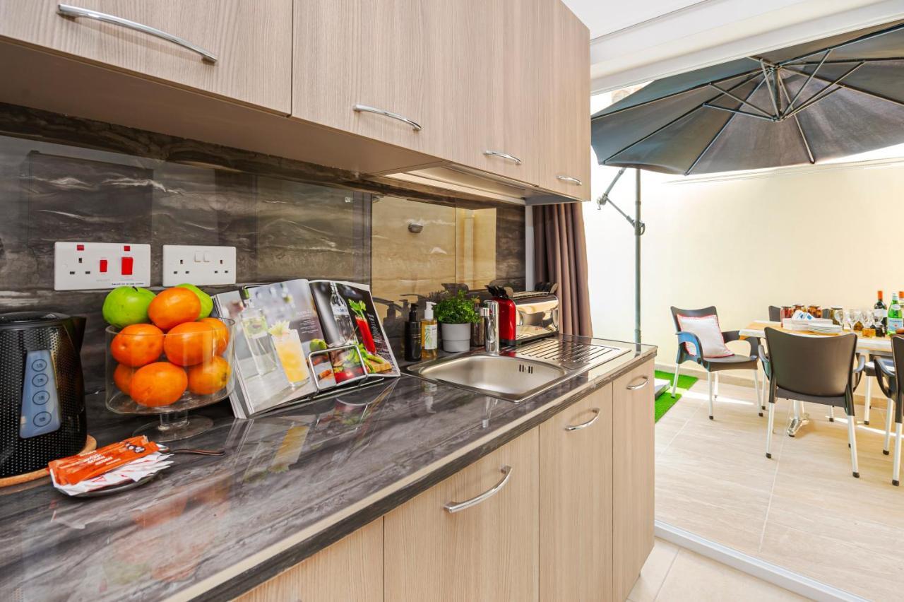 Summer Breeze 3 Bedroom Family Maisonette With Sunny Terrace In Mellieha - By Getawaysmalta Εξωτερικό φωτογραφία