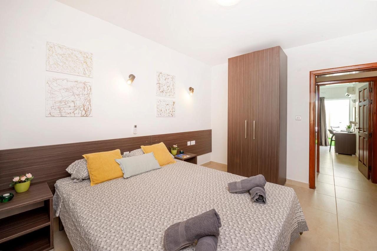 Summer Breeze 3 Bedroom Family Maisonette With Sunny Terrace In Mellieha - By Getawaysmalta Εξωτερικό φωτογραφία