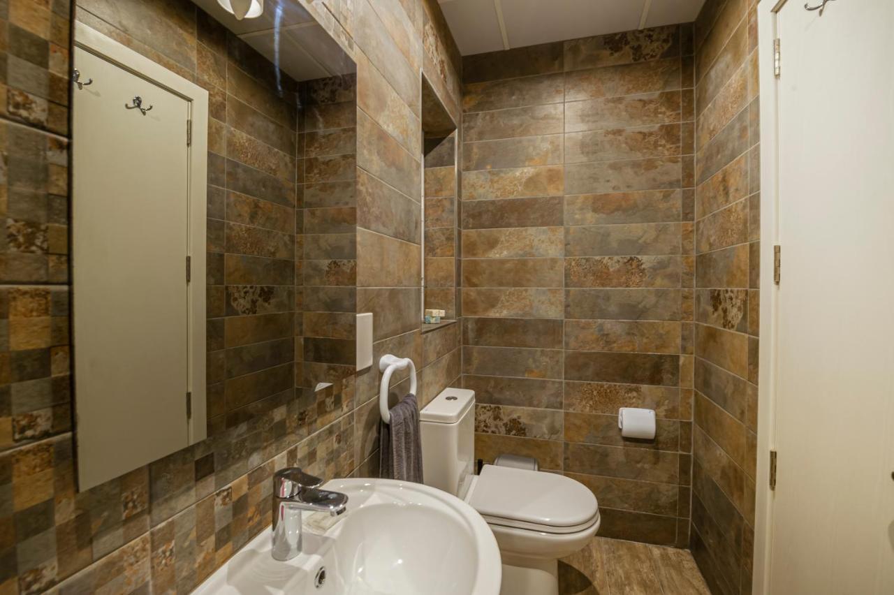 Summer Breeze 3 Bedroom Family Maisonette With Sunny Terrace In Mellieha - By Getawaysmalta Εξωτερικό φωτογραφία