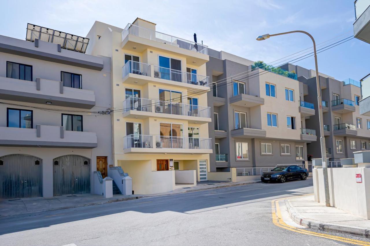 Summer Breeze 3 Bedroom Family Maisonette With Sunny Terrace In Mellieha - By Getawaysmalta Εξωτερικό φωτογραφία